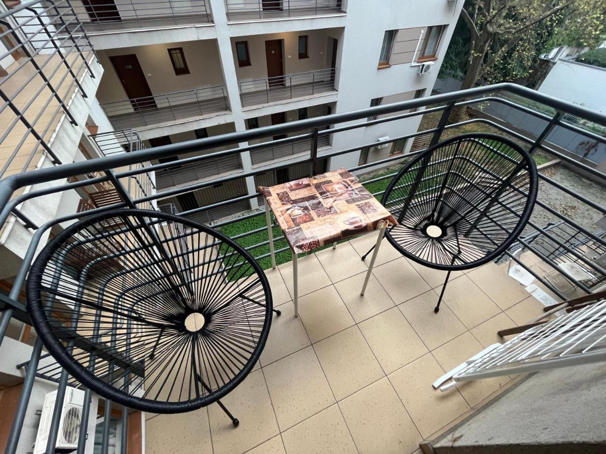 Corvin Pearl Deluxe Apartment Budapest Exterior photo